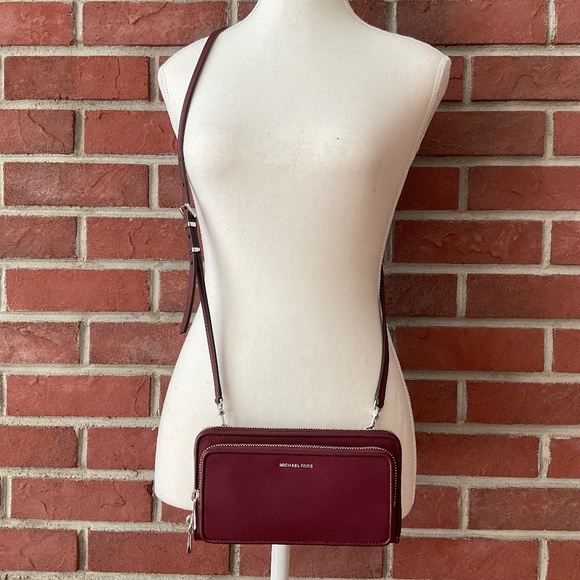Michael Kors Burgundy Nylon & Leather Crossbody Shoulder Bag Clutch Wal… - Picture 2 of 16